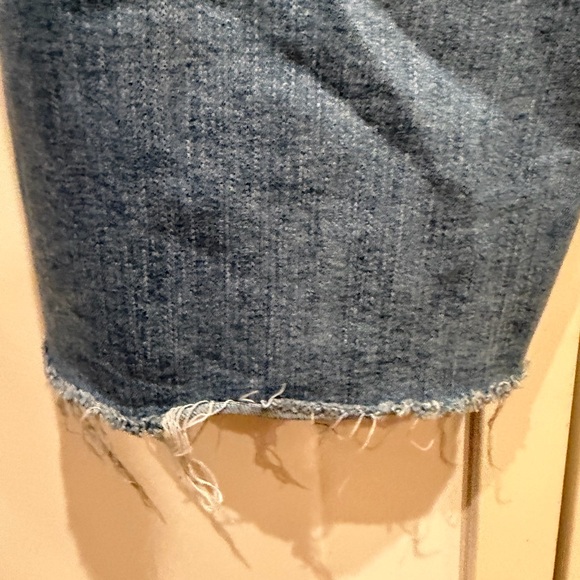 Zara Light Blue Relaxed Jeans - Picture 7 of 7